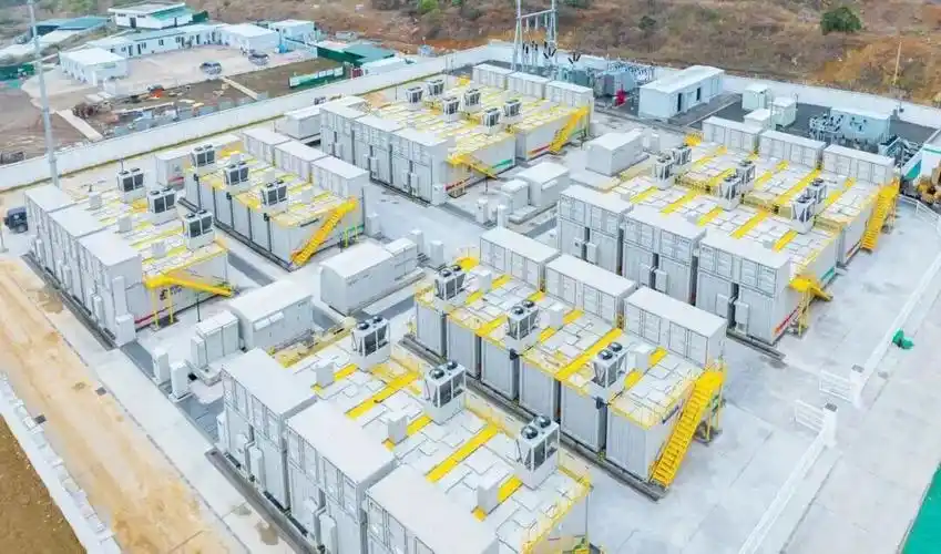 国内首个！全钒液流电池储能项目落地四川商业建筑地下室